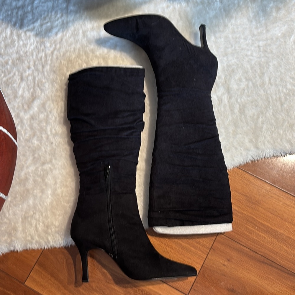 Cami Scrunch Hi Black Heeled Boots Size 7.5